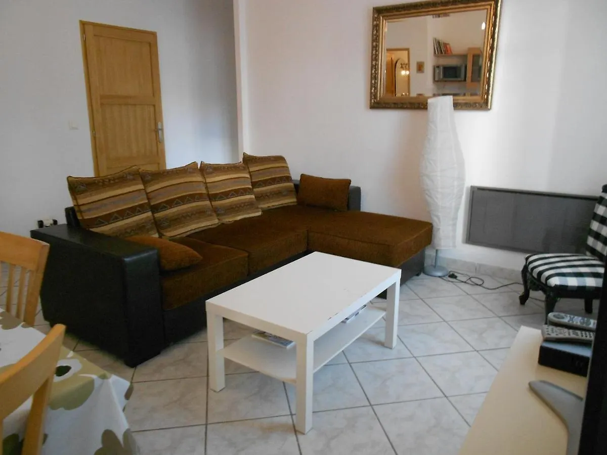Appartement Beau 3 pieces proche centre à Menton